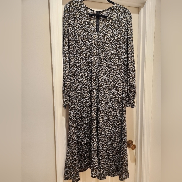 ASOS Misguided plus women's ditzy floral midi dress long sleeve - Picture 4 of 11